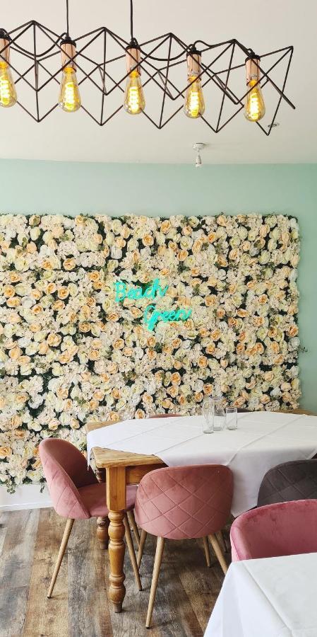 Beach Green Hotel لانسينغ المظهر الخارجي الصورة
